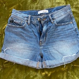KanCan size 3 shorts